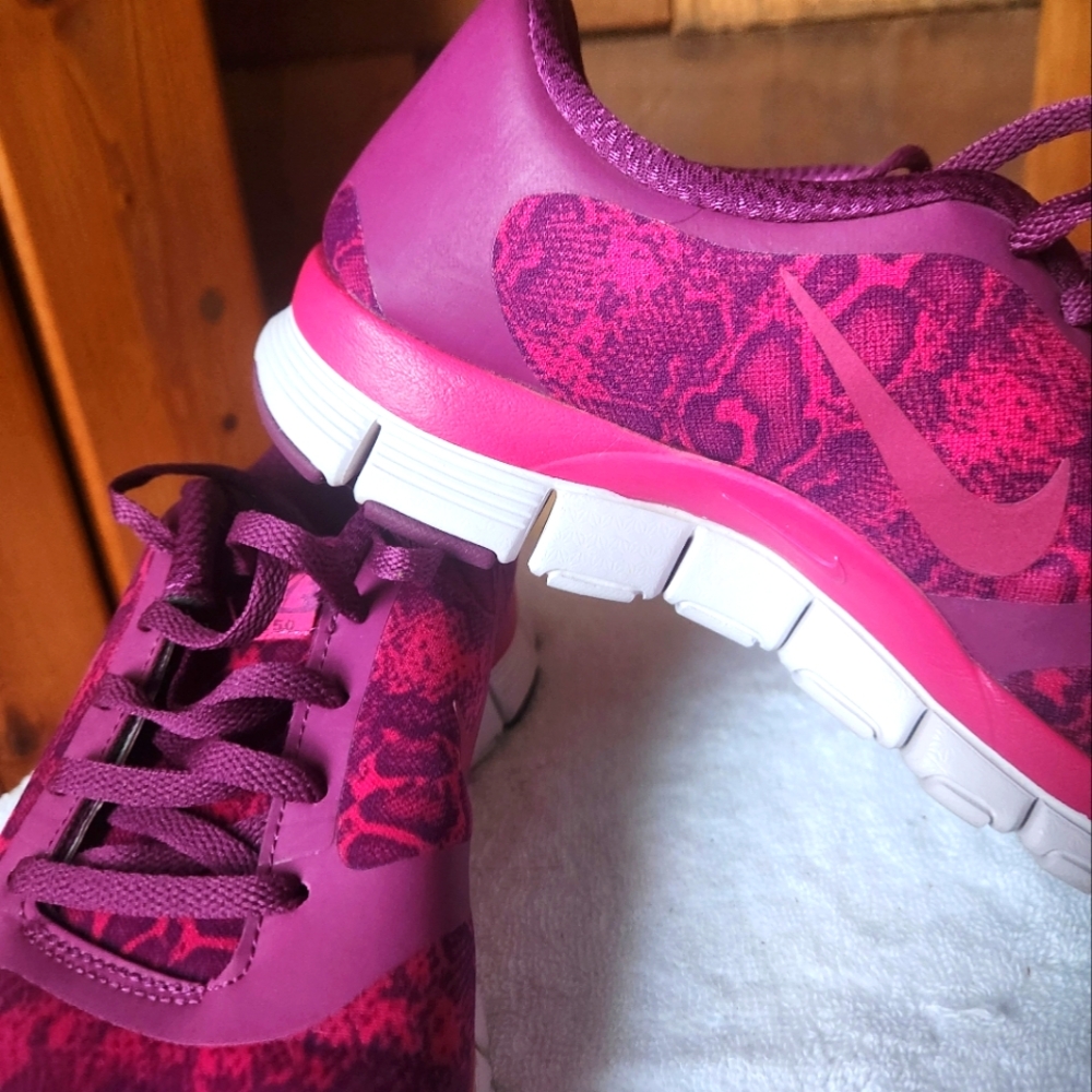Nike Women's Free 5.0 V4 Running Athletic Shoes- Size 9.5-Mulberry - Picture 4 of 11